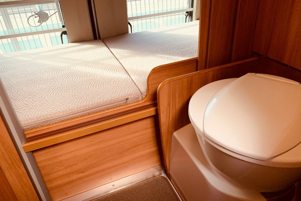 RV Toilet and bed