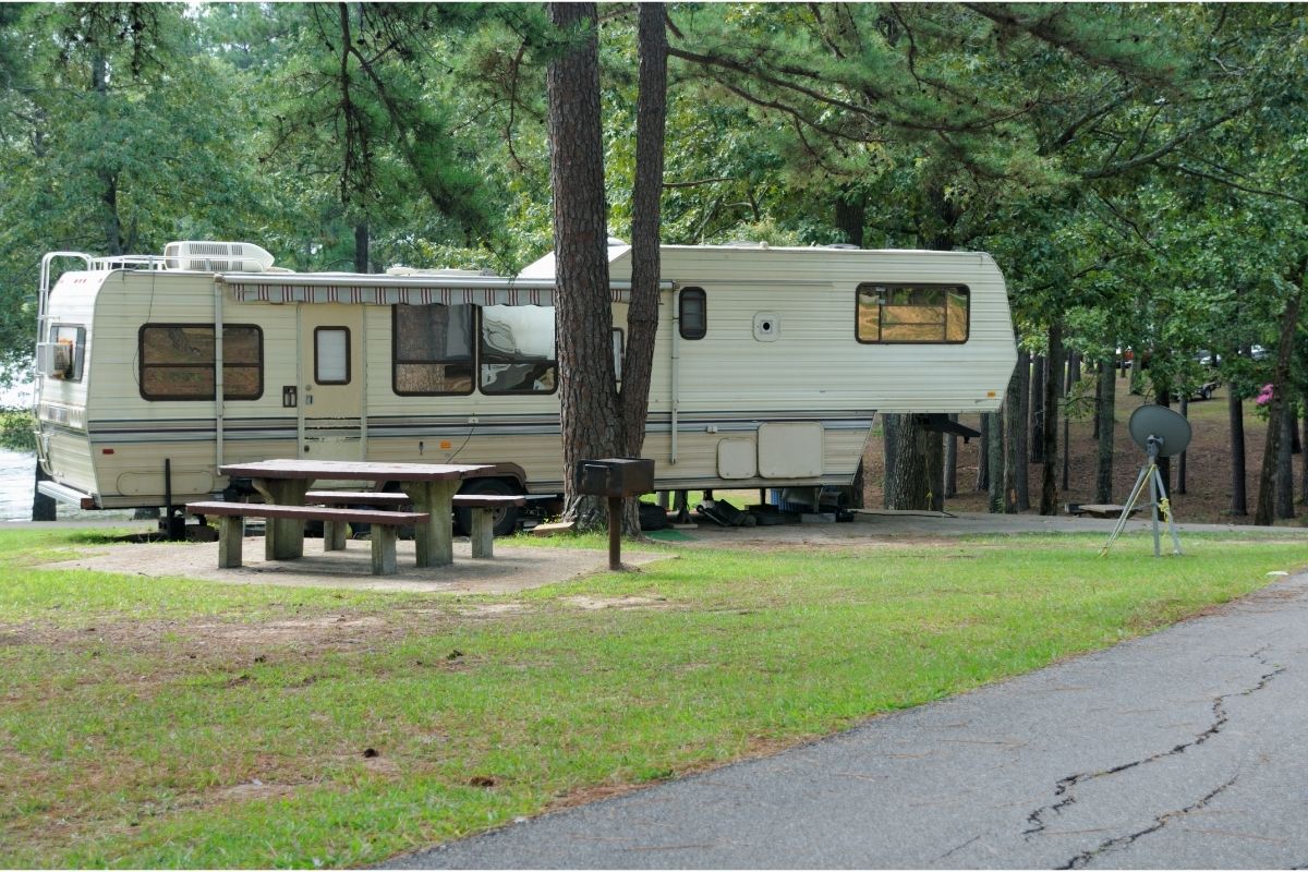 Fifth wheel RV in campground