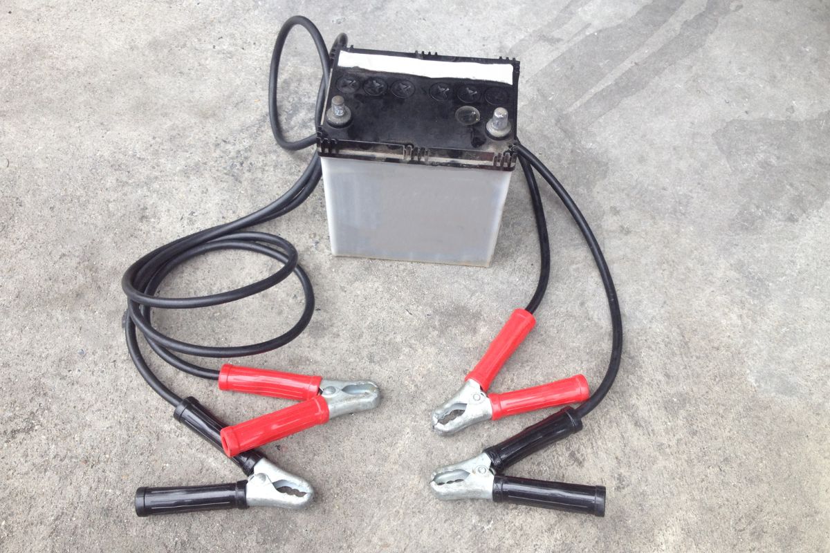 Repair of car batteries with battery charger